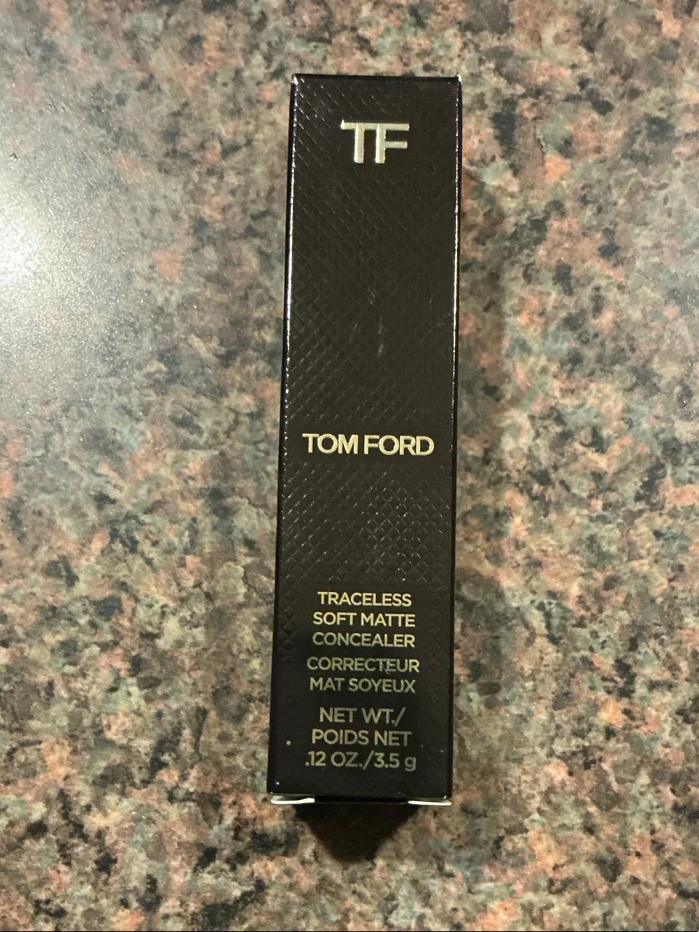 Tom Ford Black & Gold Traceless Soft Matte Concealer Box